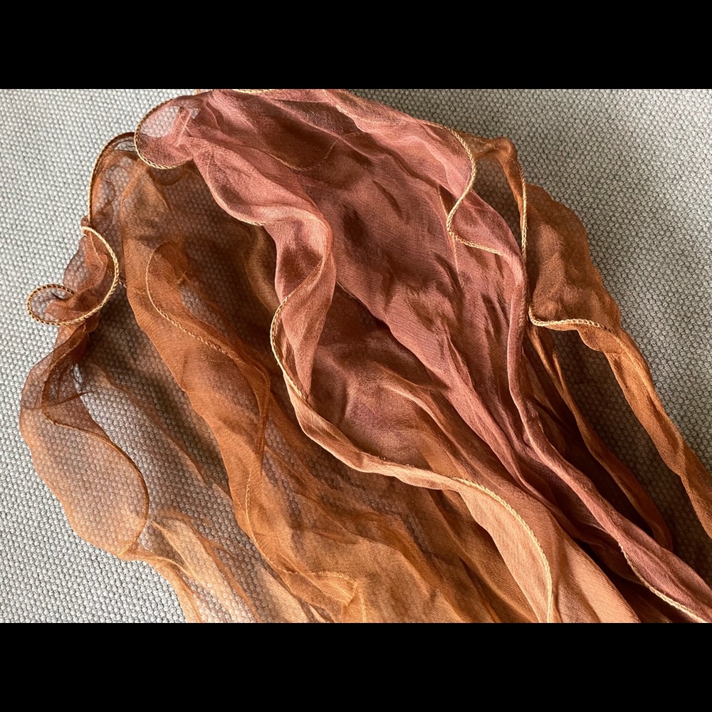 Gradient Colour Ruffle Scarf - Picture 3 of 3
